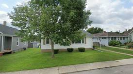 Single-family home in Utica sells for $125,000