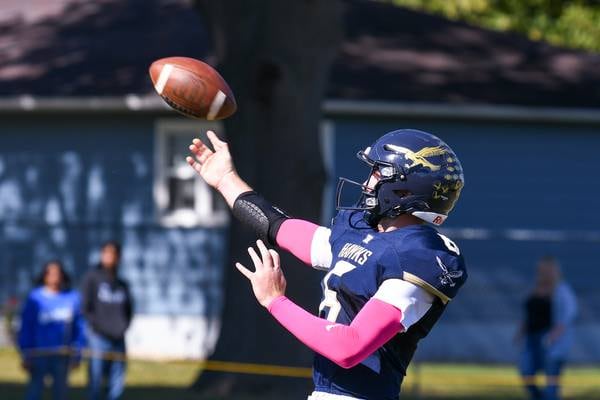 All three phases power second quarter surge for Hiawatha in 54-6 win against Rockford Christian Life