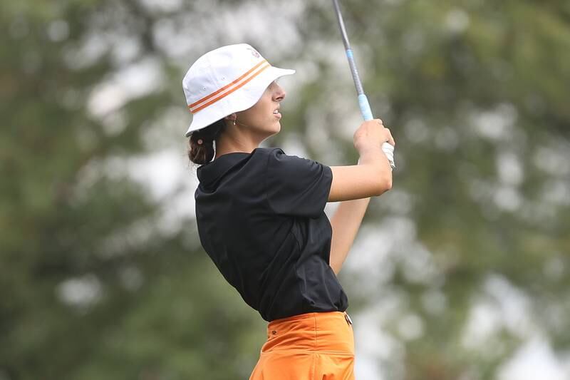 Lincoln-Way West’s Kaylee Dwyer drives on No. 11 in the Class 2A Bradley Regional at the Green Garden Country Club in Frankfort on Thursday, Sept. 28, 2023.