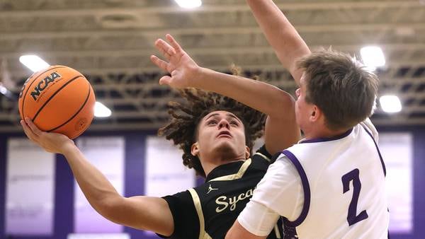 Sycamore boys, girls open conference play with wins at Rochelle