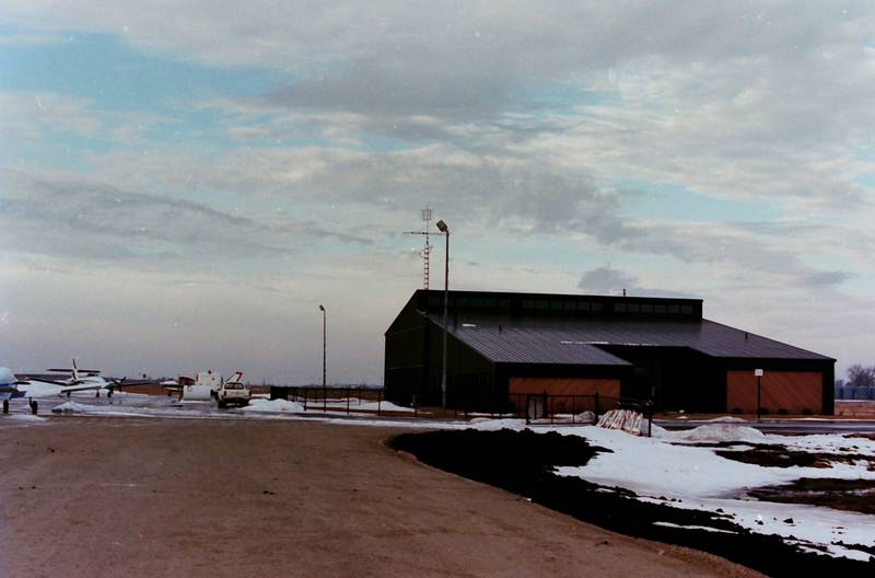 A view of the main entrance in 1986 at the Illinois Valley Regional Airport in Peru.
