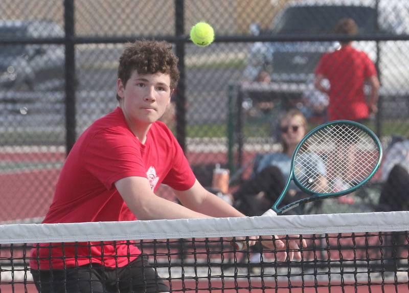 Ottawa's Ayden Sexton returns a serve from L-P on Tuesday, April 22, 2025 at the L-P Athletic Complex in La Salle.