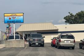 Spring Valley pawn shop relocates
