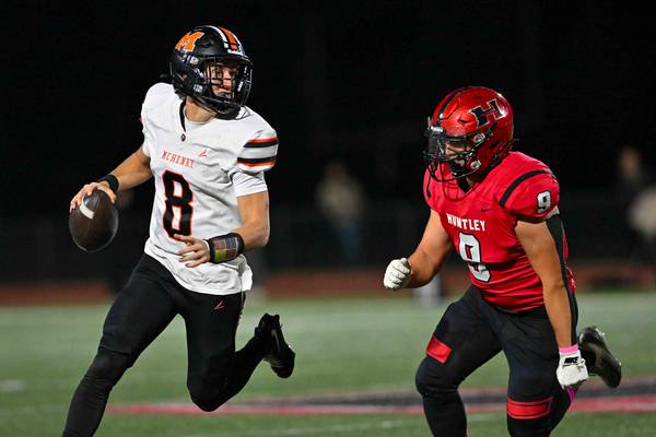 Photos: McHenry vs. Huntley, 2025 Week 8 football 