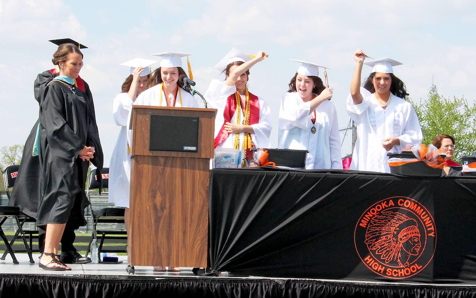 Minooka graduates encouraged to be thankful Shaw Local
