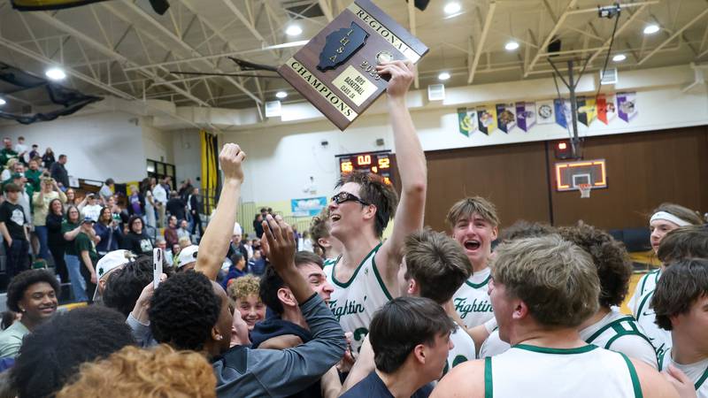 Bishop McNamara sets program wins record, claims back-to-back regional titles with win over El Paso-Gridley