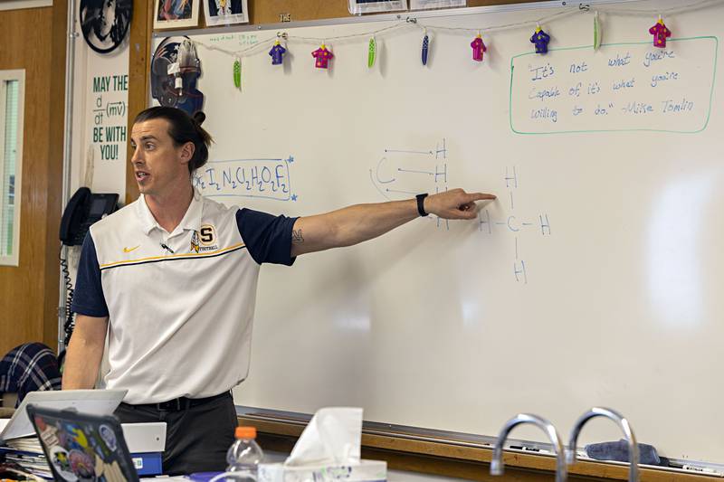 Sterling High School science teacher Timothy Kelleher runs a class Tuesday, March 28, 2023.