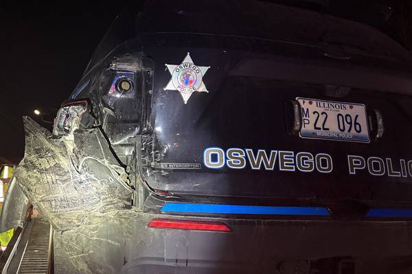 Romeoville man who crashed into two Oswego police cars early Monday charged with DUI