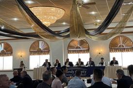 LaHood addresses taxes, Medicaid concerns at Grundy County legislative breakfast