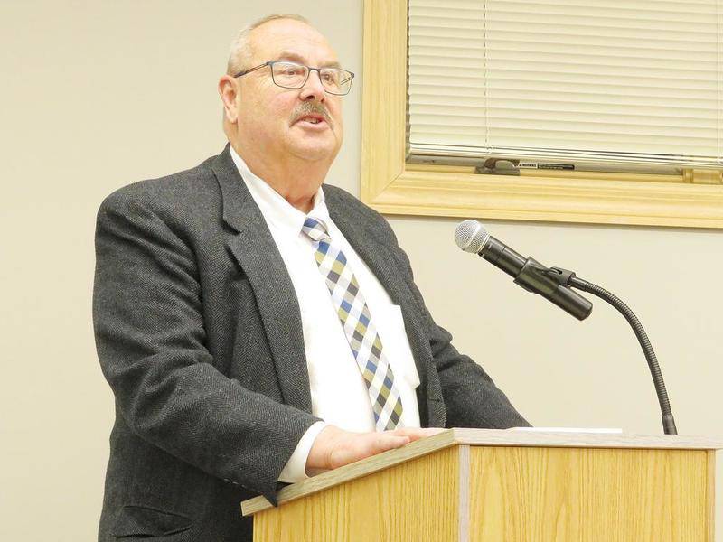 Yorkville zoning officials OK Kendall County solar field fencing