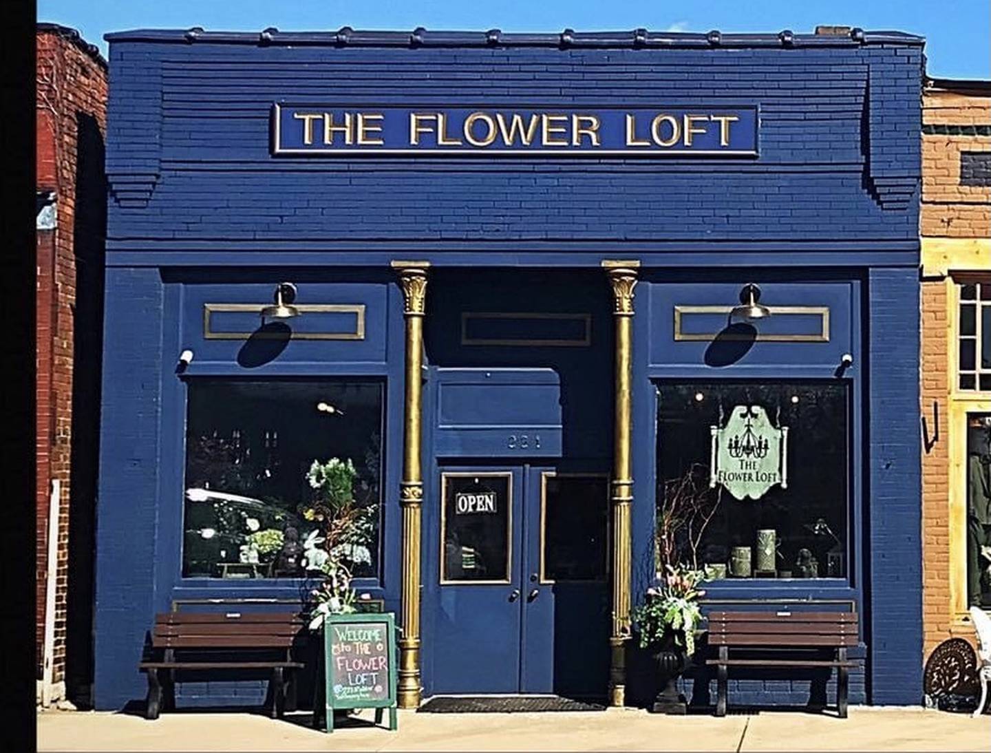 For Holiday Shopping On Route 66, Head To Wilmington’s Water Street