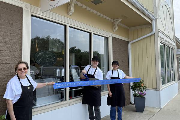 Sweet churros take center stage at new Geneva eatery