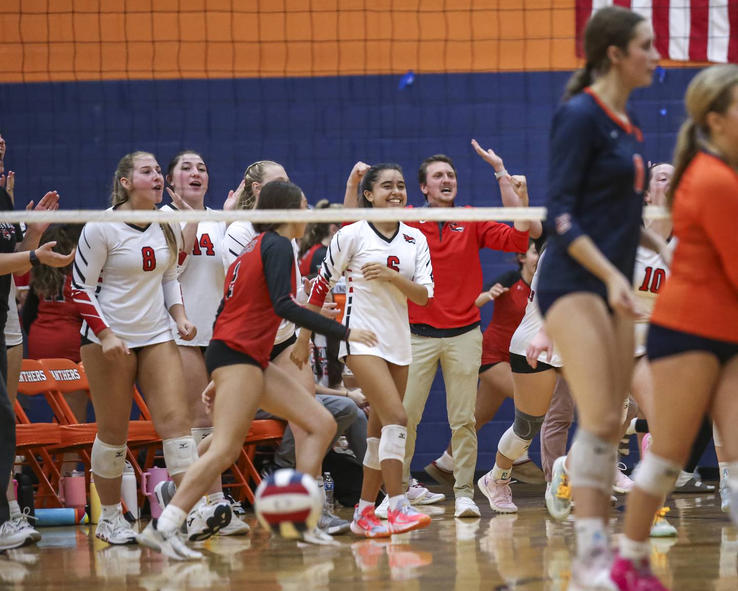 Yorkville celebrates their win over Oswego in their volleyball match. Sept 23, 2025.