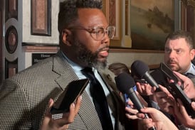 Illinois House unveils new version of Bears’ megaprojects bill