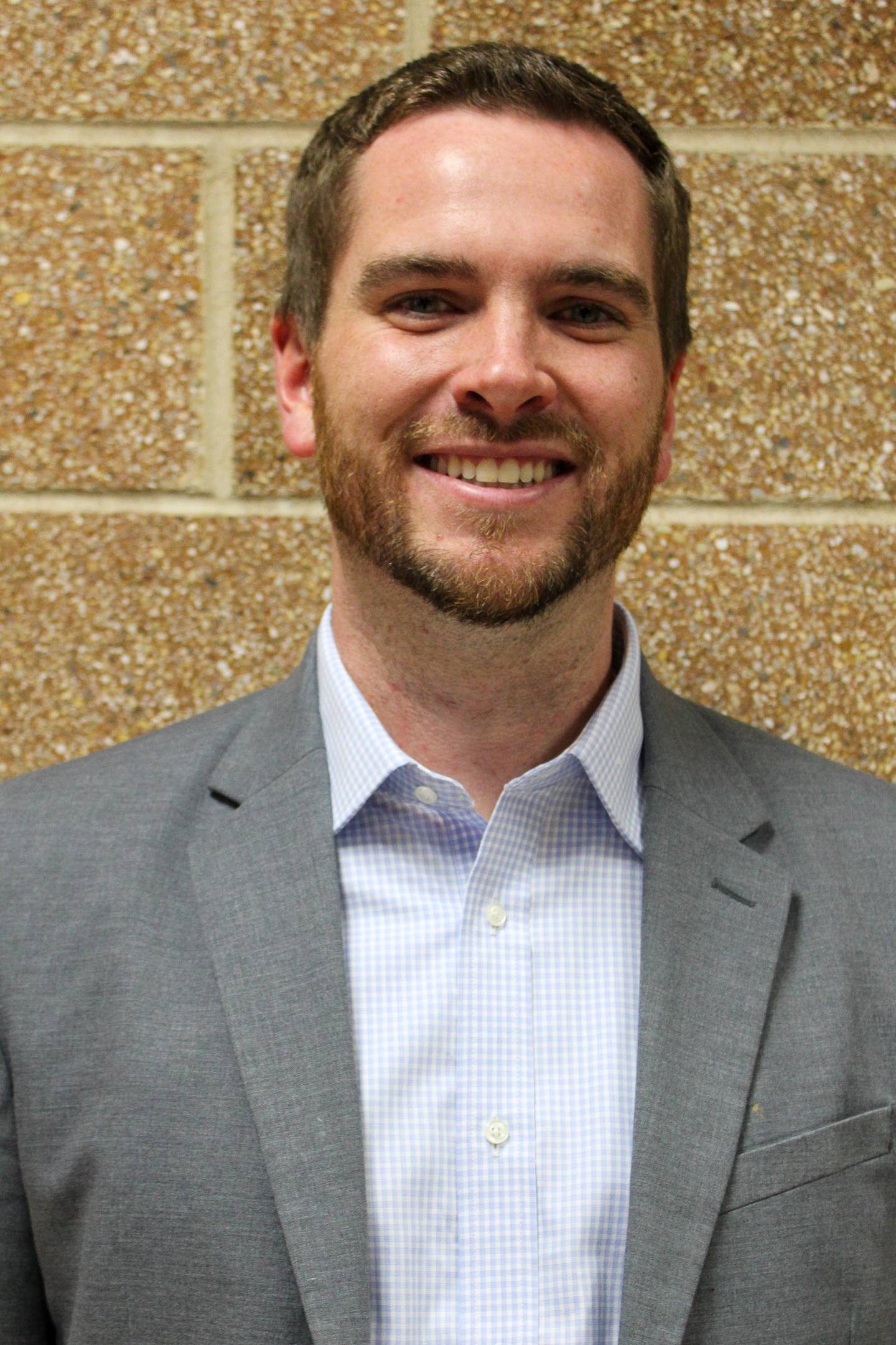 Plainfield School District 202’s Board of Education has approved the hiring of Patrick Graff as the next principal at Wallin Oaks Elementary School.