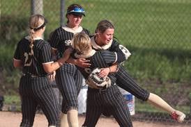Bella Jacobs, Sycamore outduel Adelynn Russell, Ottawa