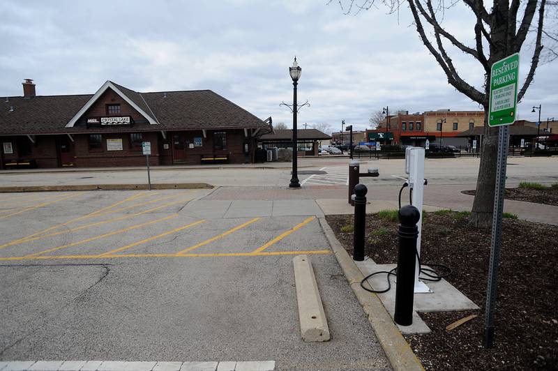 A new charging station was installed on April 8, 2022, in the DowntoaA new charging station was installed on April 8, 2022, in the downtown Crystal Lake Metra station parking lot near the gazebo in Depot Park. The charger was paid for with a grant from Environmental Defenders of McHenry County with the city paying $4,500 for the installation.wn Crystal Lake Metro Station parking lot near the gazebo in Depot Park The charger was paid for with a grant from Environmental Defenders of McHenry County . With the city paying  $4,500 for the installation.