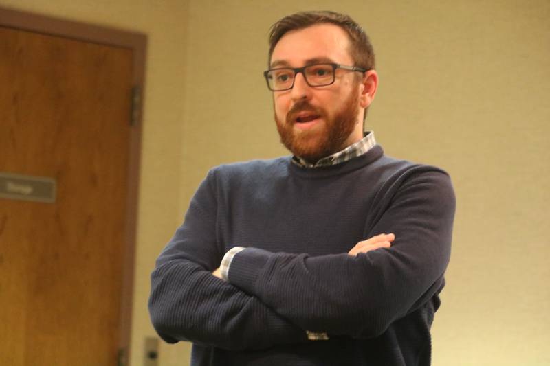 DeKalb resident Nick Atwood takes questions from the audience Oct. 25, 2024, during a DeKalb Ward 7 Meeting.