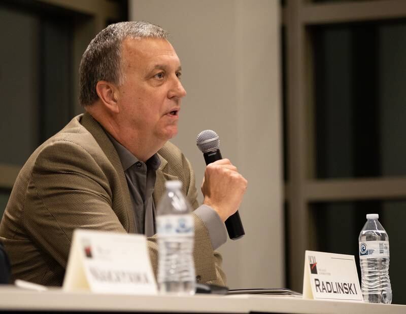 Geneva School District 304 Board Member Candidate Paul Radlinski speaks during the League of Women Voters' Public Forum at the Geneva Public Library on Thursday, Feb. 16, 2023.