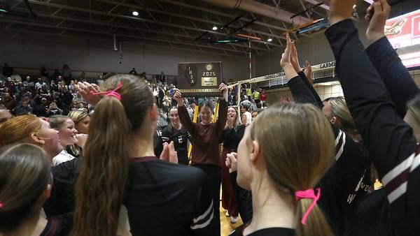 Prairie Ridge sweeps Carmel for sectional title