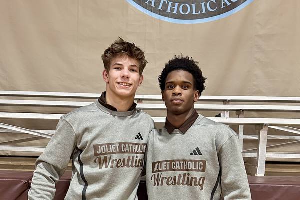 Jason Hampton, Joliet Catholic dominate senior-night match against Marian Central