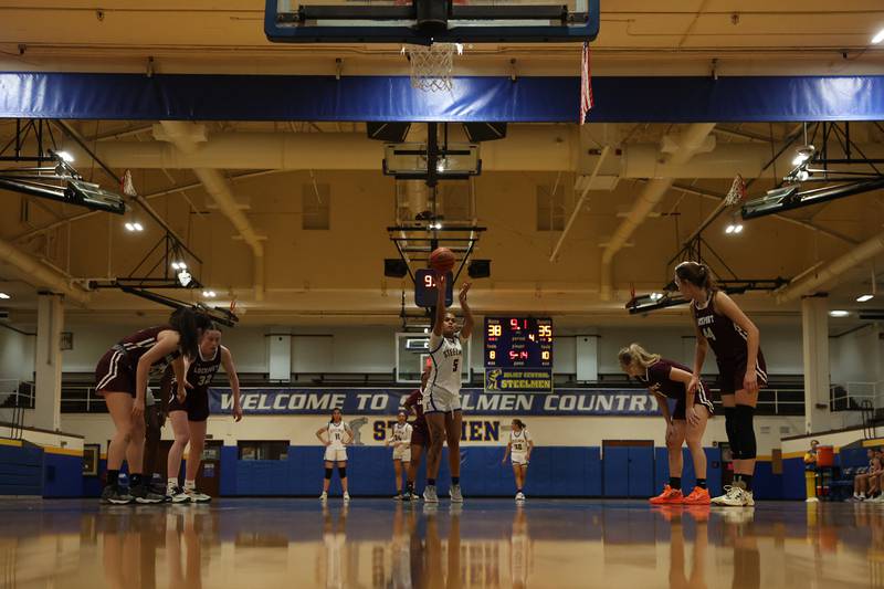 Joliet Central’s Joyce Tua-Link secures a win with a free-throw in the final seconds against Lockport.