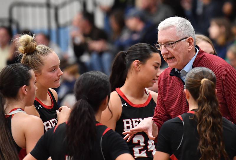 Benet girls basketball coach Joe Kilbride instructs his team during timeout in a game against Nazareth Academy on December 13, 2025 at Nazareth Academy in LaGrange Park.