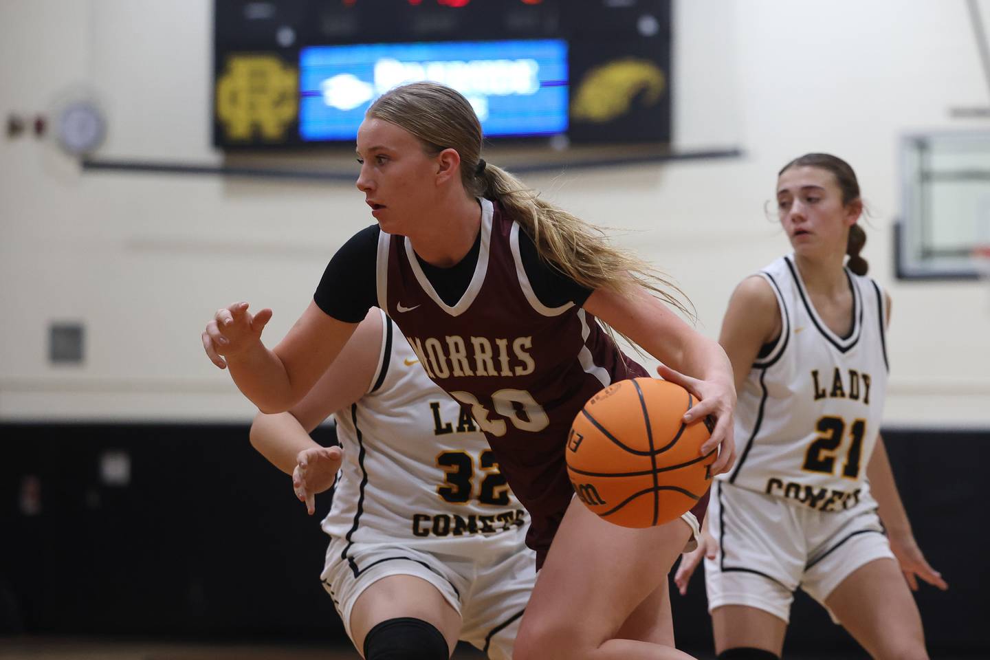 Morris’ Landrie Callahan drives to the basket against Reed-Custer in the Comets Basketball Classic on Tuesday, Nov. 19, 2024 in Reed-Custer.