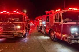 Fire leaves Wheaton apartment building uninhabitable