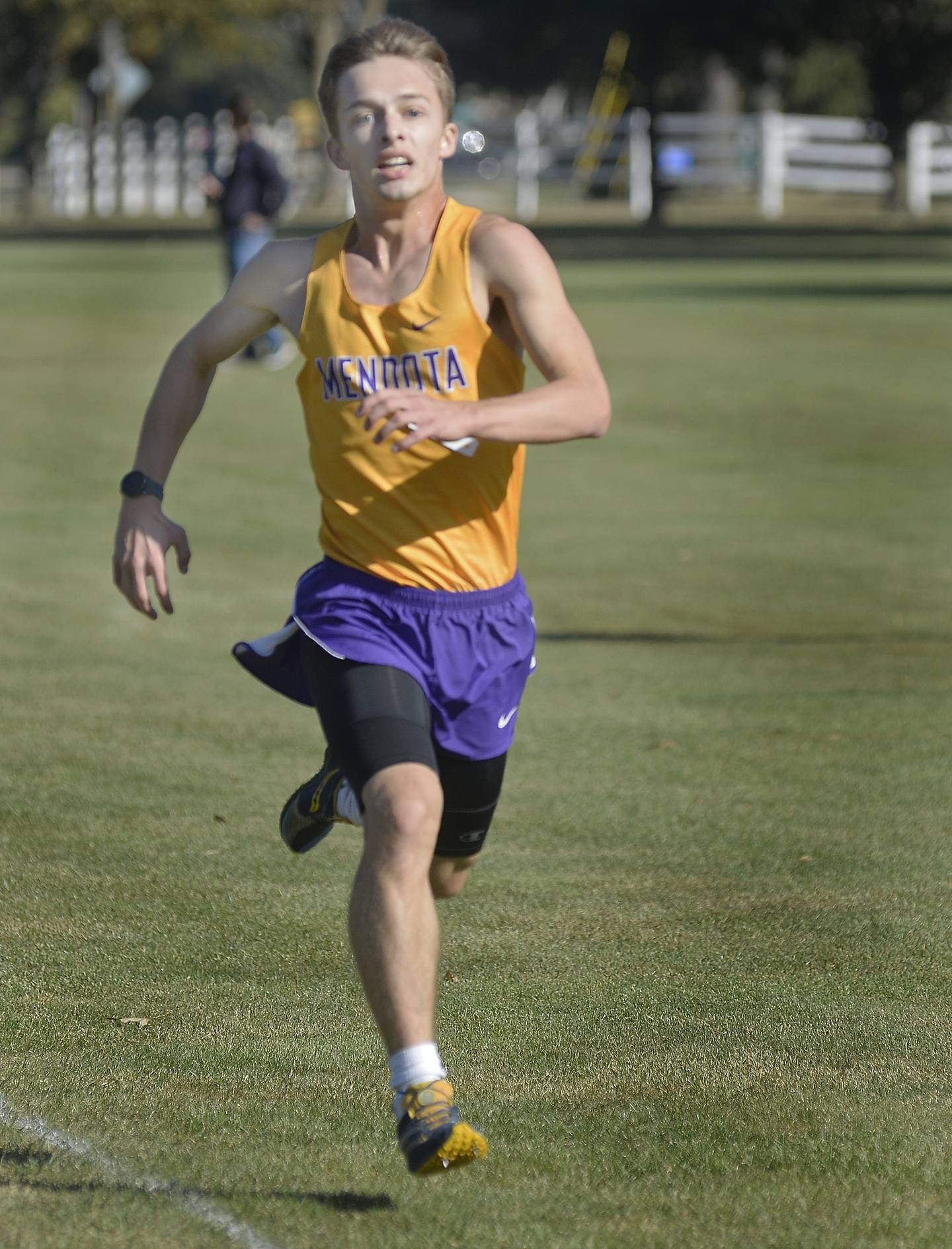 Mendota's Anthony Kelson competes Saturday, Oct. 1, 2022, during the La Salle County Invitational at The Eastwood in Streator.