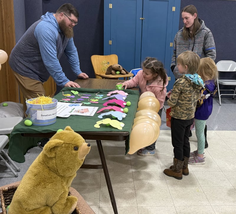 Mendota residents participate in the Mendota Area Chamber of Commerce Easter Hop at Zion United Methodist Church on Saturday, March 28, 2026.