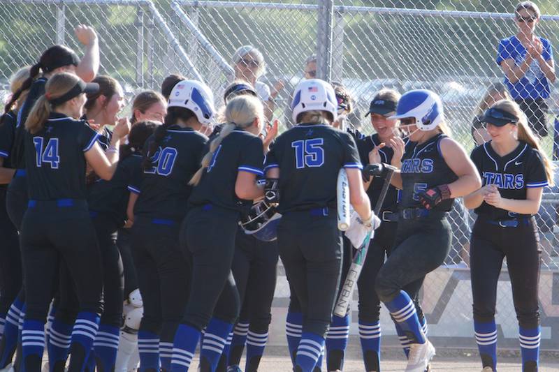 Jordyn McBride, Paige Murray pace St. Charles North to shutout victory over St. Charles East