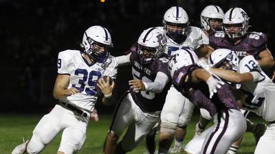 IHSA playoff projection for Week 8: What do McHenry County teams need to do to make the field of 256? 