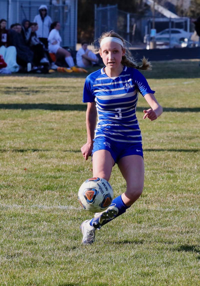 Chloe Ostrowski takes a shot Tuesday.