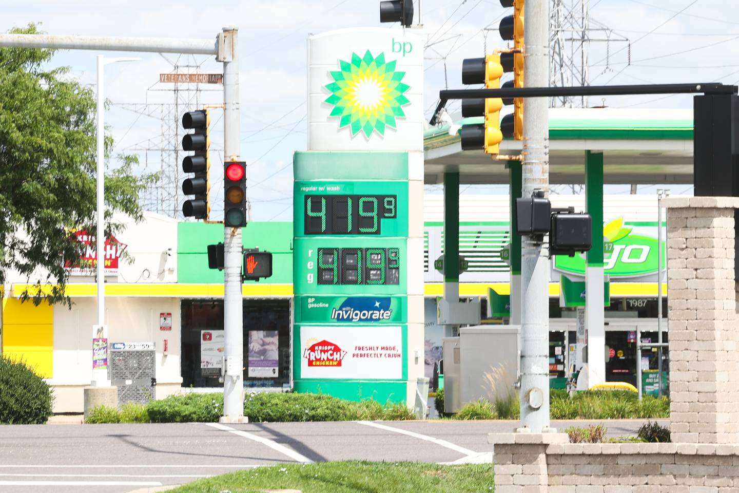 Gas prices at BP at the Jefferson Street and Hammes Avenue intersection. Tuesday, Aug. 9, 2022, in Joliet.