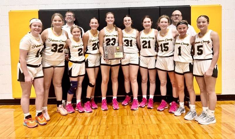 Putnam County Jr. High defeated Fieldcrest 31-10 to capture the Class 2A Putnam County 8th grade regional championship. The Pumas (22-2) advance to the Indian Creek Sectional to face Wethersfield (16-4) on Wednesday, Dec. 11 at 6:30 p.m. 
Team members are (from left) Murphy Hopkins, Kenzie Pierski, McKenna Wrobleski, Hannah Heiberger, Tula Rue, McKlay Gensini, Millie Harris, Kami Nauman, Anni Judd and Lillian Bouxsein; and coaches (back) Nick Heuser and Charlie Lenkaitis.