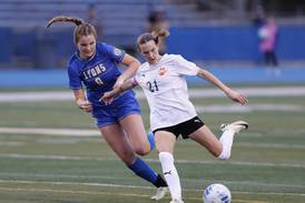 Illlinois commit Ashlyn Adams nets hat trick in Wheaton Warrenville South’s win at Lyons