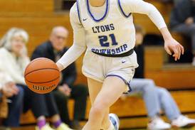 Suburban Life sports roundup for Saturday, Dec. 3: Ally Cesarini, Lyons top Sycamore at Chicagoland Showcase