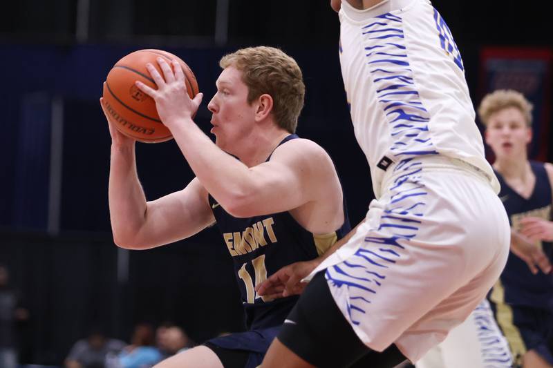Lemont’s Conor Murray looks to pass against Simeon in the Class 3A super-sectional at UIC. Monday, Mar. 7, 2022, in Chicago.