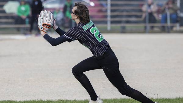 Photos: Dixon varsity softball falls to Rock Falls