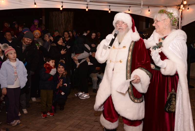 Photos La Grange hosts annual Holiday Walk Shaw Local