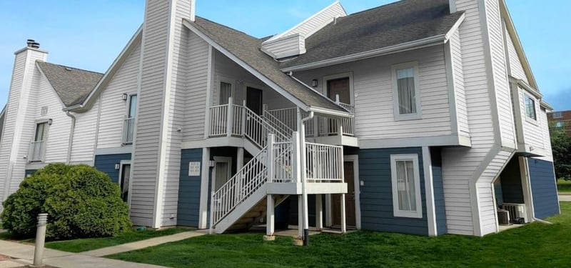 The owner of Sonesta Suites in Lombard has proposed turning the two-story hotel buildings into apartments at 2001 S. Highland Ave. (Courtesy of the village of Lombard)