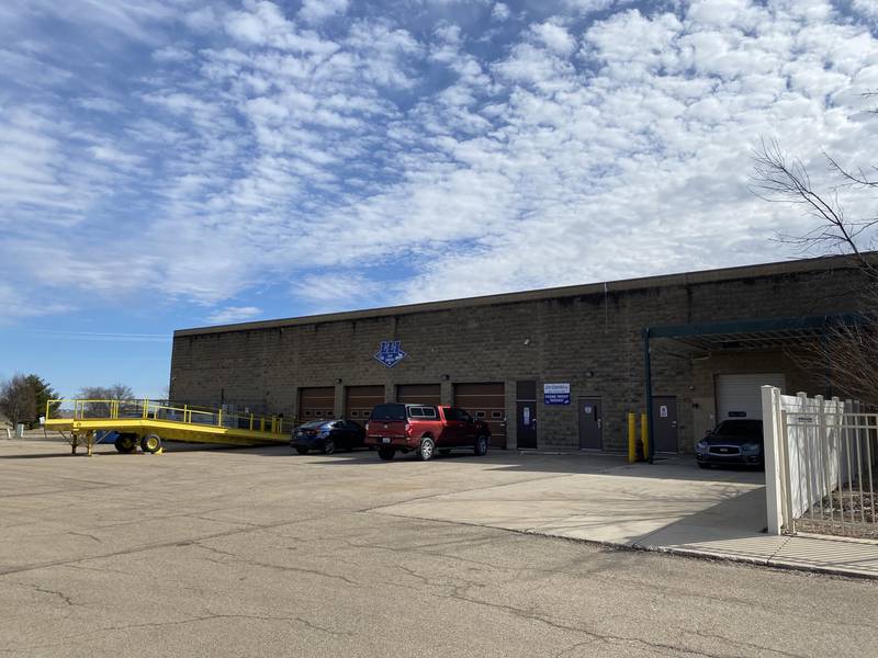 The location of Lotz Logistics at South Towne Mall in Ottawa, where chemicals from Carus LLC are now stored.