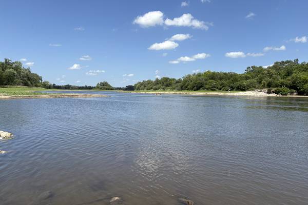 Divers halt missing-person search of Fox River in Carpentersville