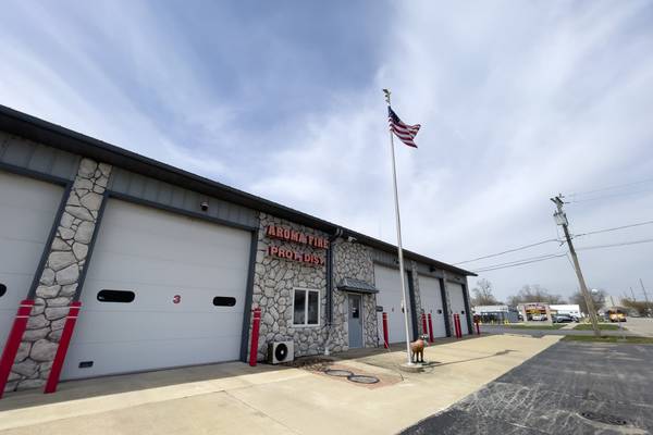 Aroma Fire department turns 75th annual fundraiser into community event