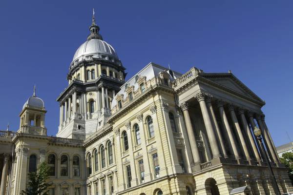 Illinois lawmakers condemn ICE raids in Chicago, weigh state response