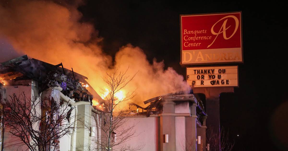 D’Andrea Banquets in Crystal Lake „Totalverlust“ nach Brand – Shaw Local