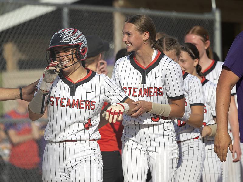 Zoe Kunau’s first career home run sends Fulton softball to sectional title game after walk-off blast, 5-4 win 