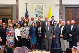 ‘Regular neighborhood guy’: Suburban mayors talk White Sox with Pope Leo XIV during Vatican trip