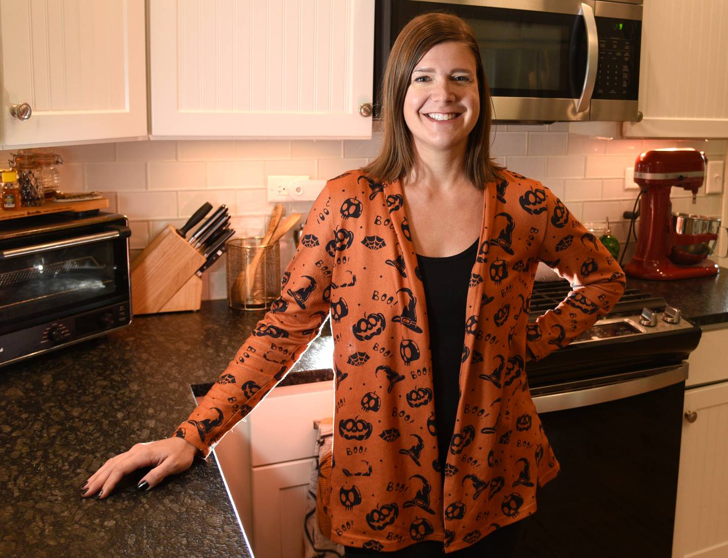 Liz Suwanski of St. Charles competed on an episode of the Food Network competition show Halloween Cookie Challenge. It airs Oct. 30.